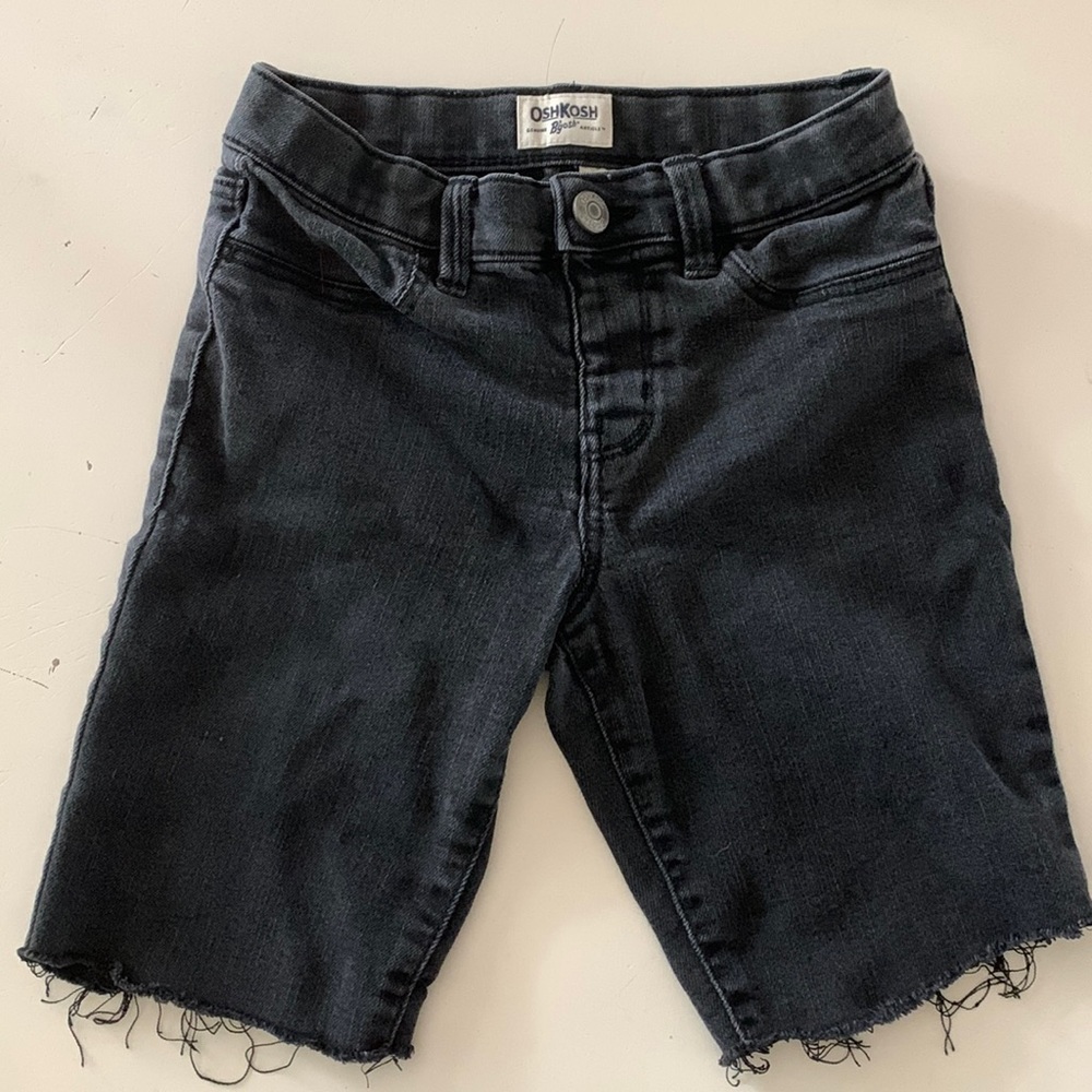 Girls size 7 cut off shorts